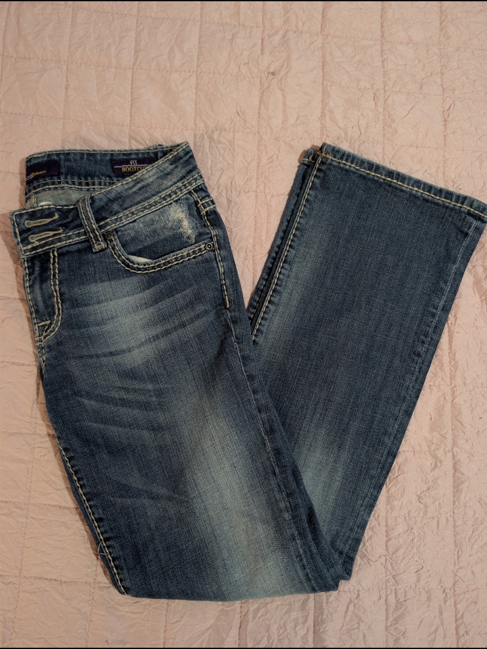 Women’s Vigoss Bootcut Medium Wash Denim Jeans